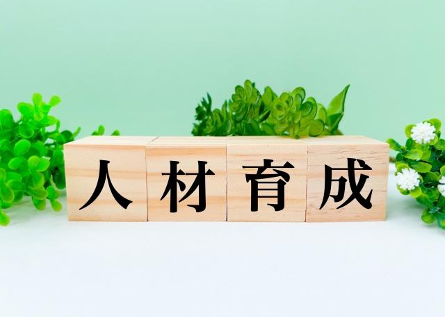 食品製造工場での製造リーダー